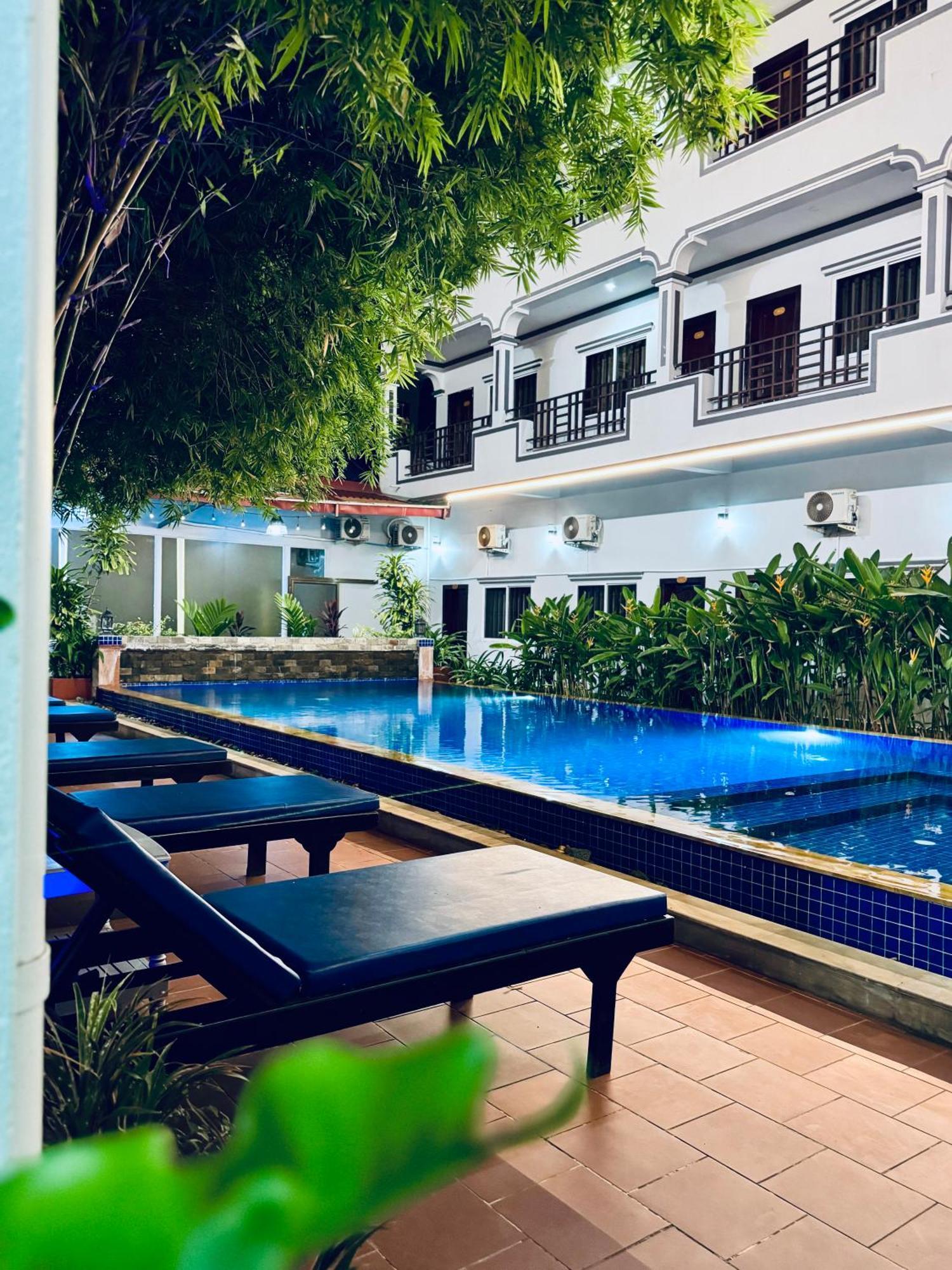 Hotel Golden Bakong Boutique Ciudad de Siem Riep Exterior foto